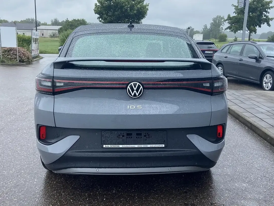 Volkswagen ID.5 Pro - Thumbnail 3