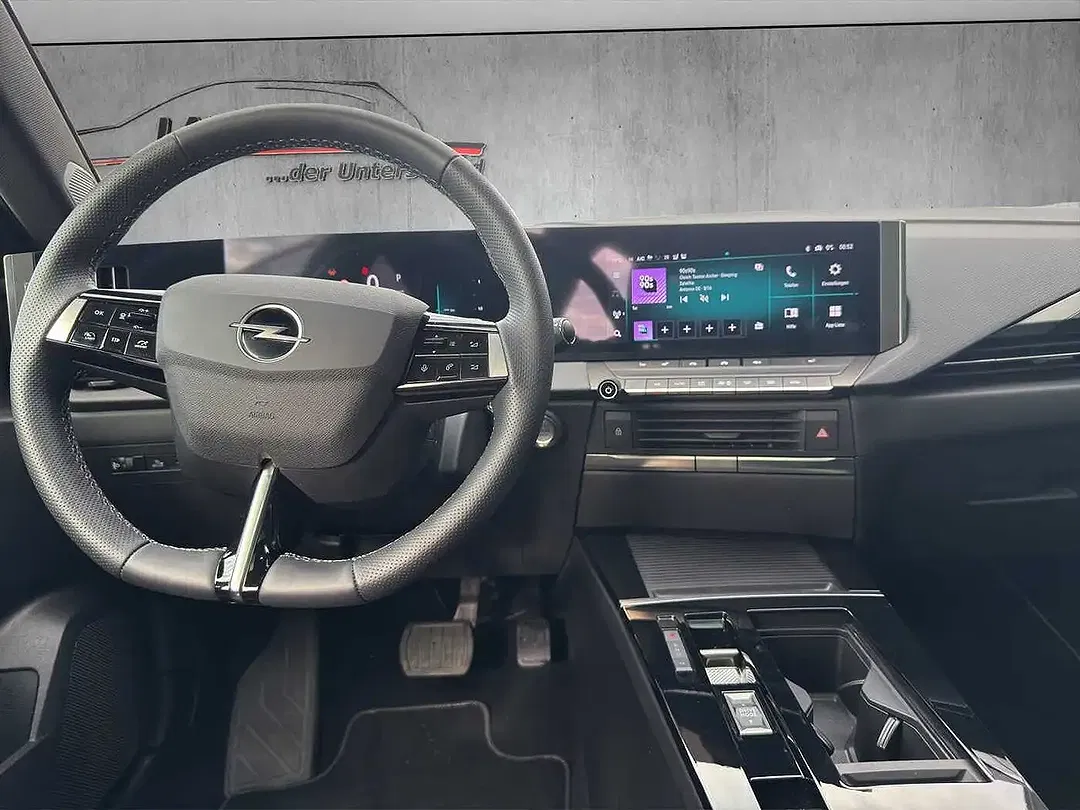 Opel Astra 1.2 Turbo GS - Thumbnail 4