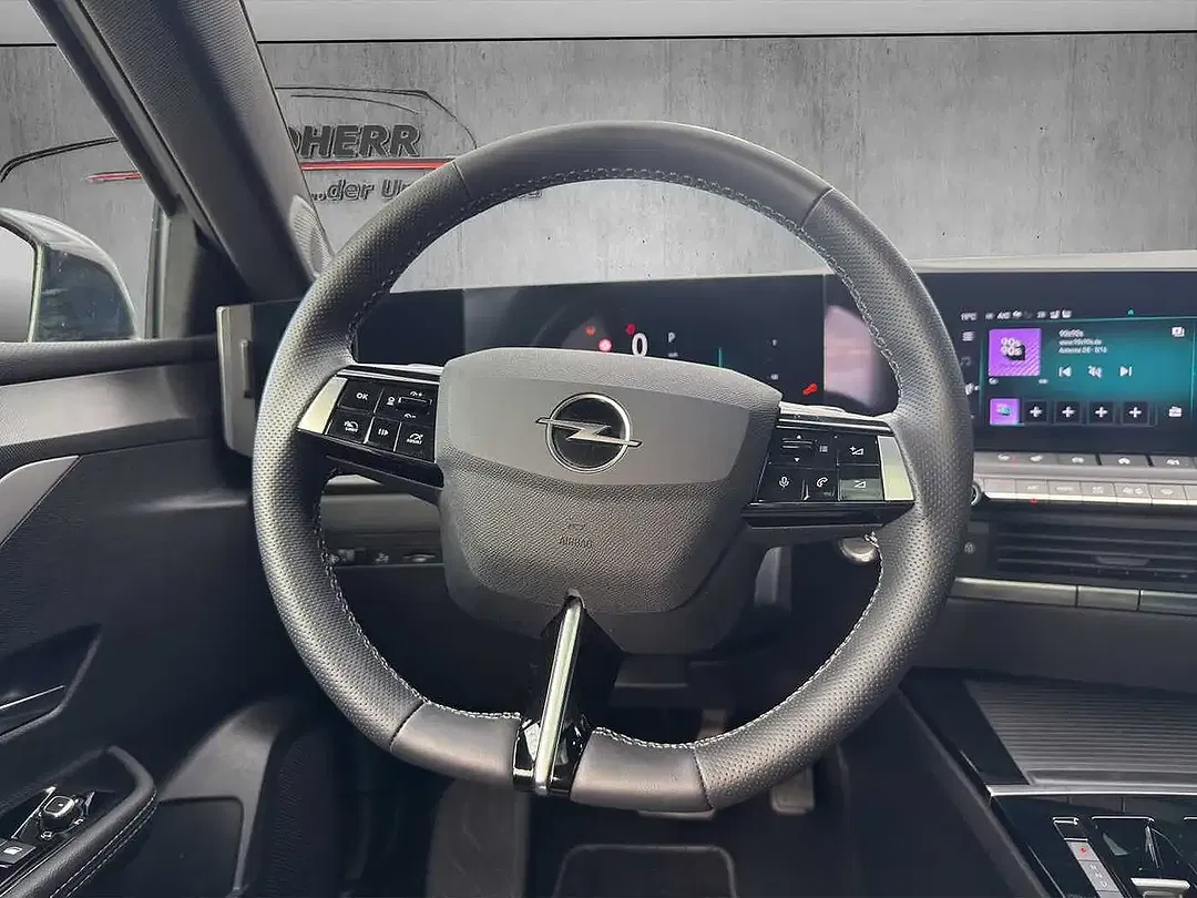 Opel Astra 1.2 Turbo GS - Thumbnail 5