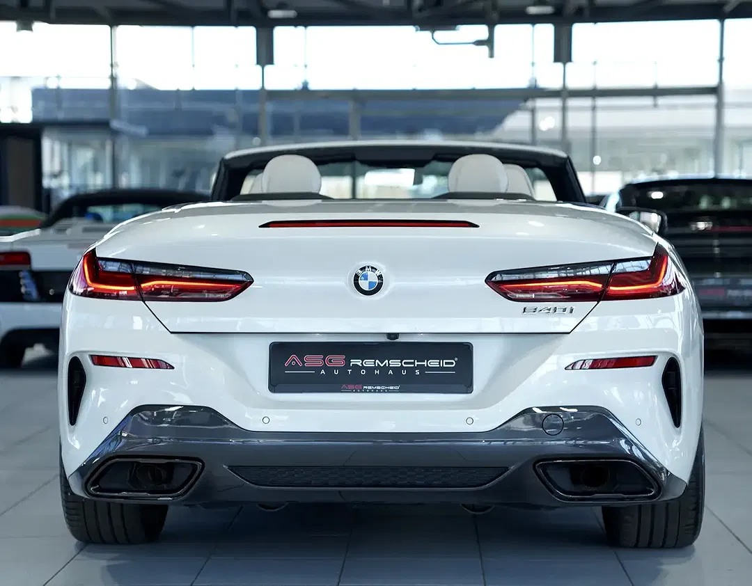 BMW 840 M Convertible - Thumbnail 7