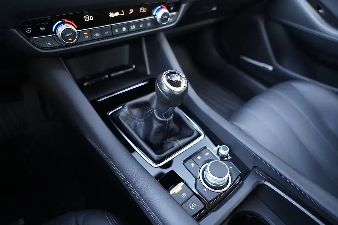 Mazda 6 2.0 SKYACTIV-G Takumi - Thumbnail 33