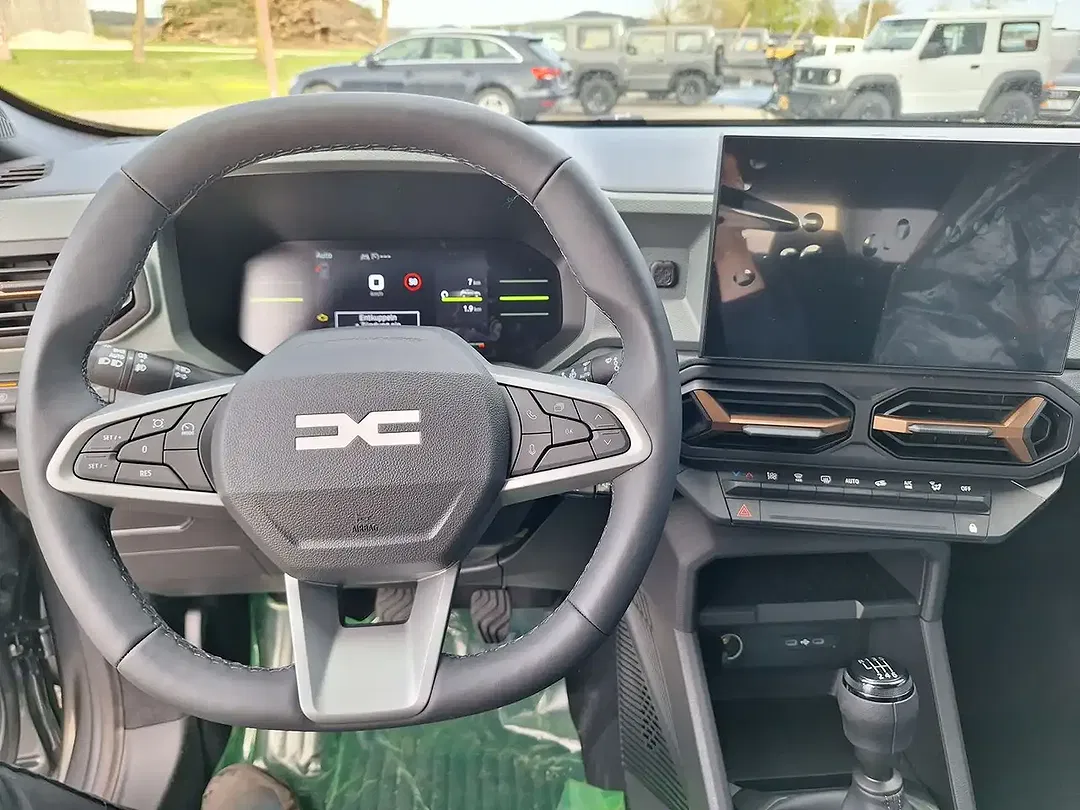 Dacia Duster TCe 4x4 Extreme - Thumbnail 14
