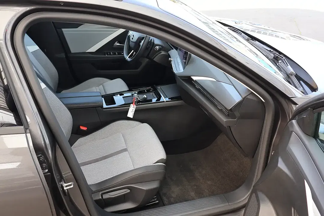 Opel Astra 1.5 Elegance - Thumbnail 11