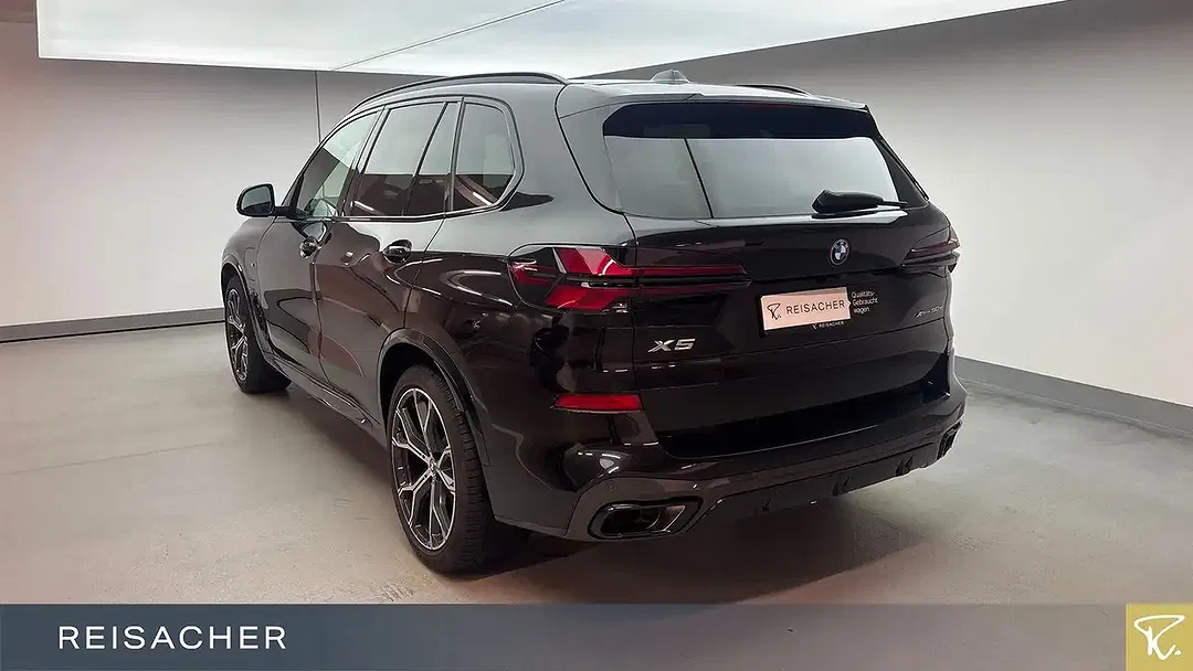 BMW X5 xDrive M Sport Pro - Thumbnail 2