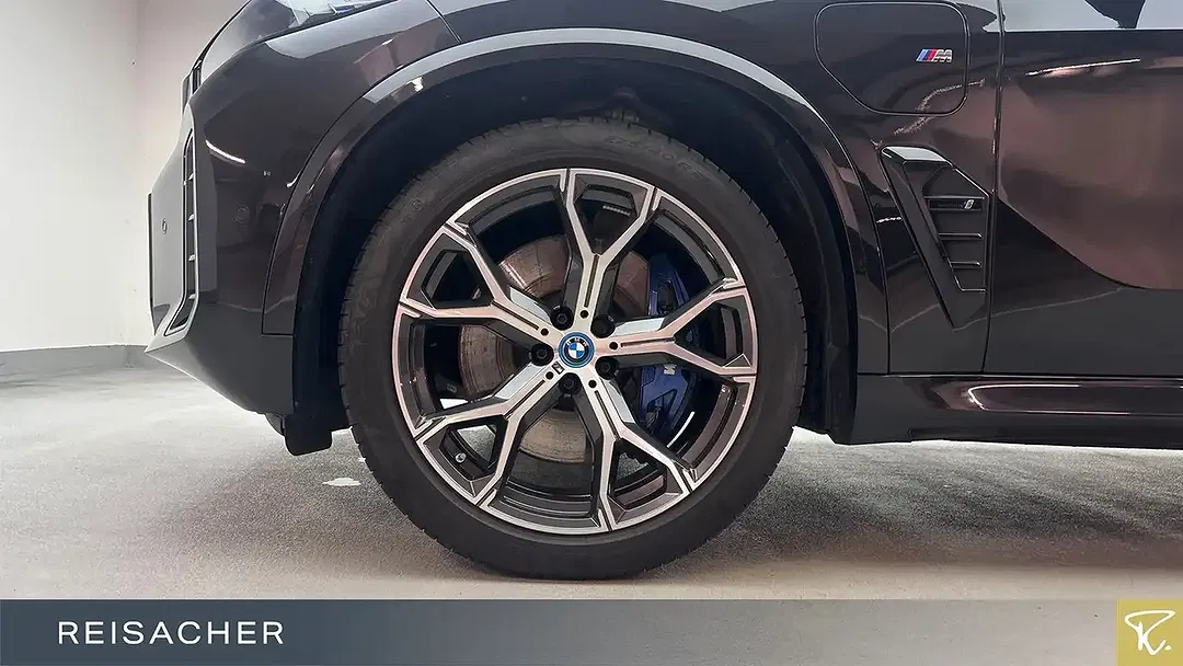 BMW X5 xDrive M Sport Pro - Thumbnail 3