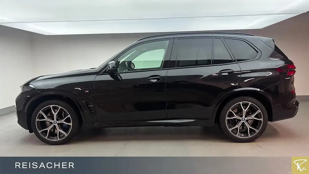 BMW X5 xDrive M Sport Pro - Thumbnail 9