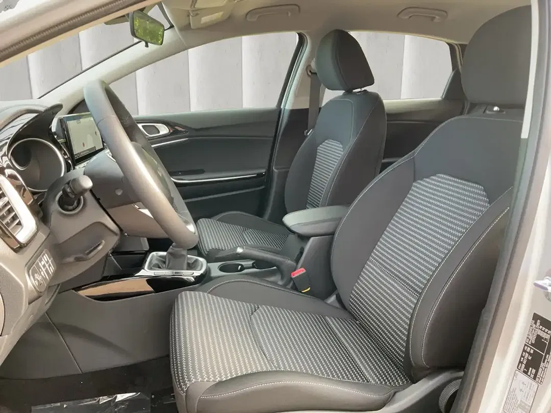 Kia Ceed / cee'd 1.0 T-GDI Vision - Thumbnail 8