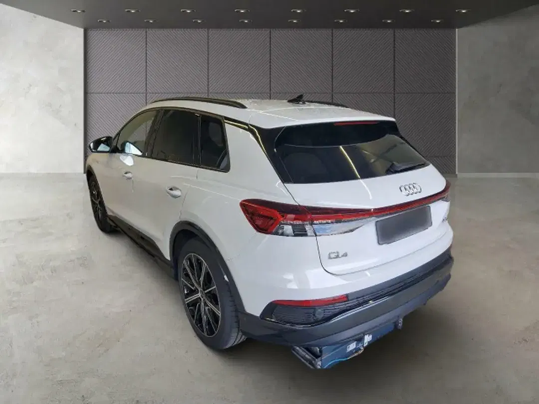 Audi Q4 e-tron 50 quattro Matrix LED S line - Thumbnail 3