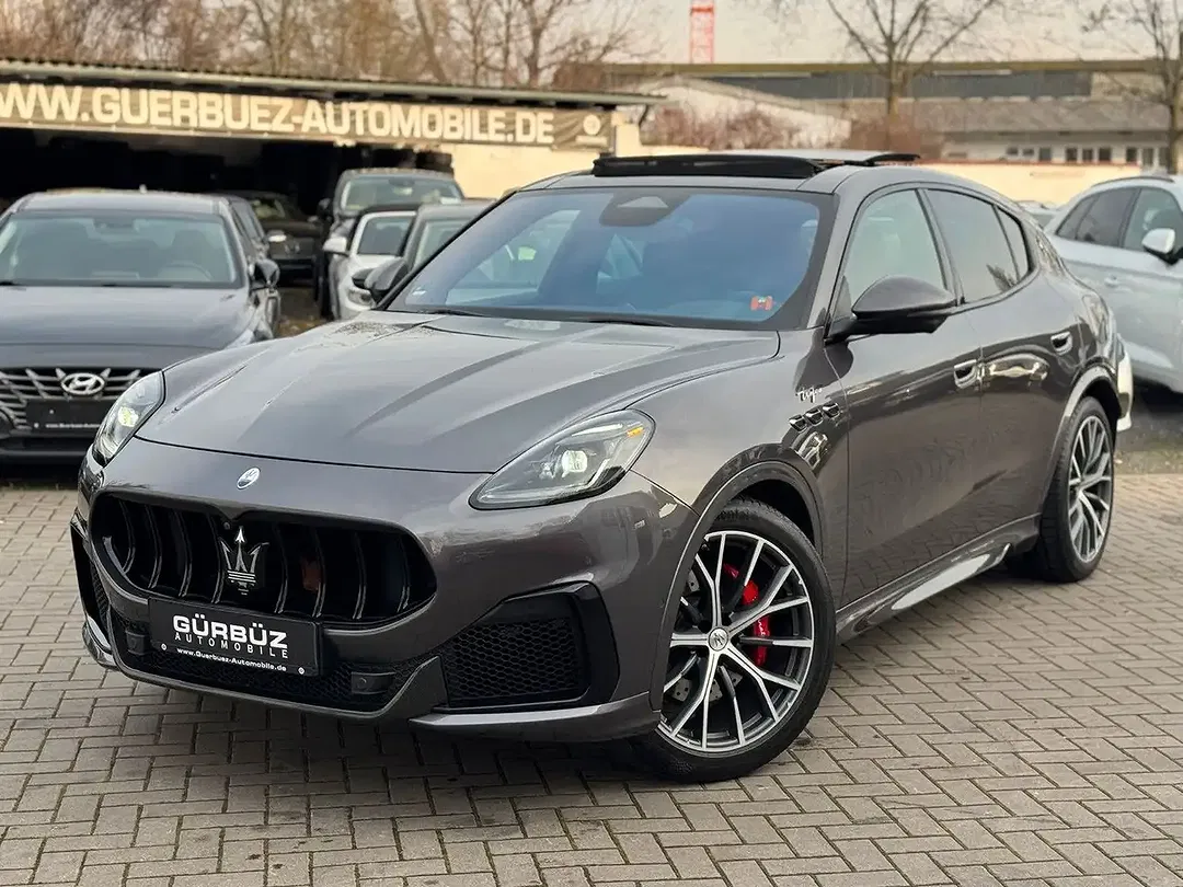 Maserati Grecale 3.0 V6 4x4 Trofeo - Thumbnail 3