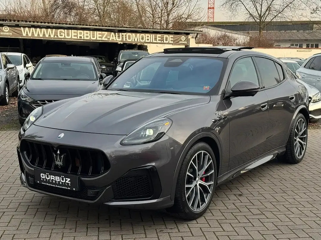 Maserati Grecale 3.0 V6 4x4 Trofeo - Thumbnail 6