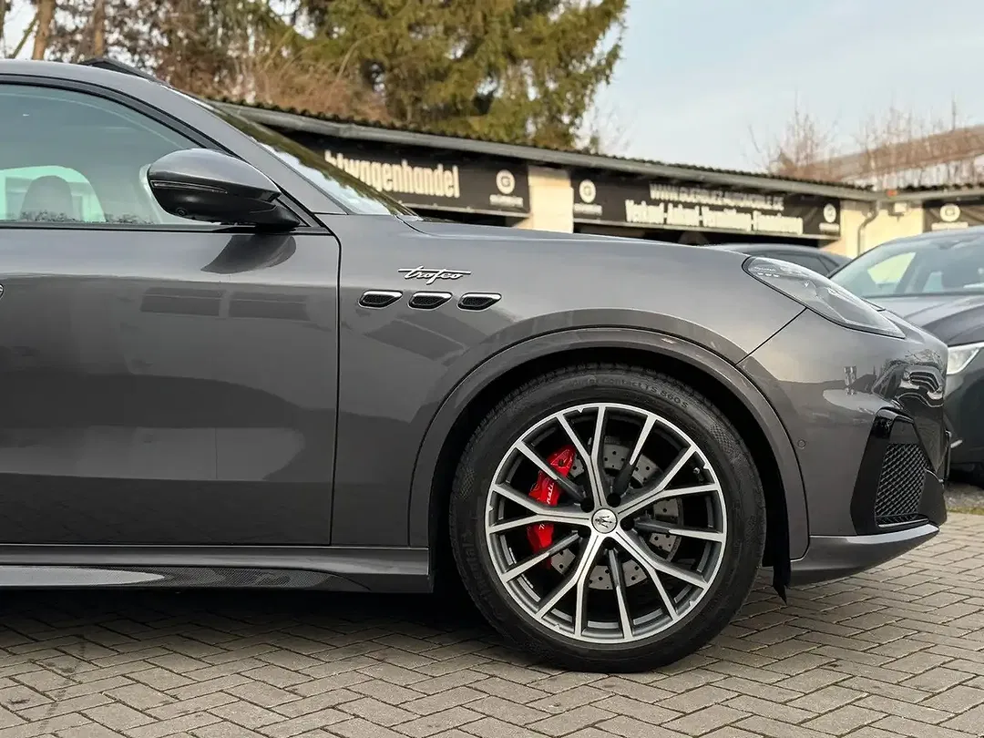 Maserati Grecale 3.0 V6 4x4 Trofeo - Thumbnail 7