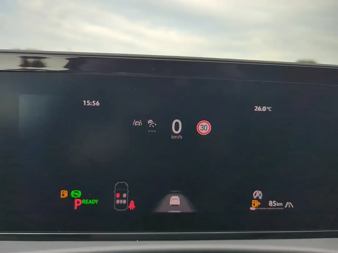 Volkswagen T-Roc 1.5 eTSI DSG R-Line - Thumbnail 13