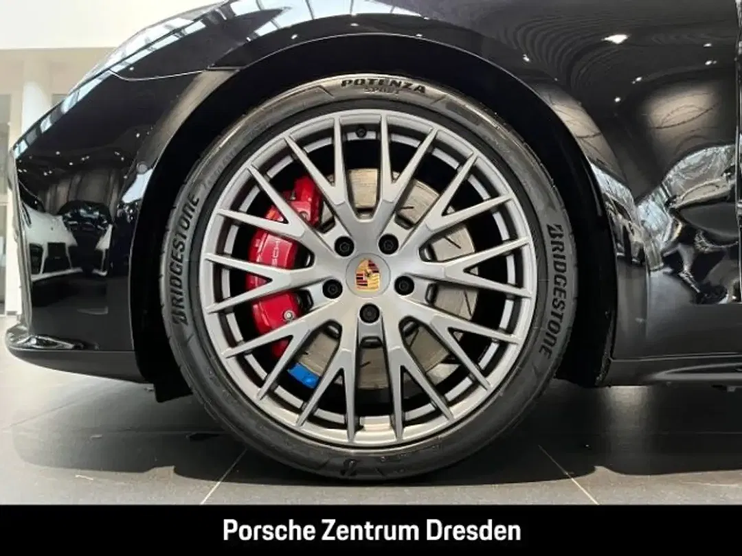 Porsche Panamera E-Hybrid - Thumbnail 11
