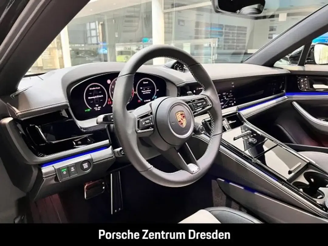 Porsche Panamera E-Hybrid - Thumbnail 4