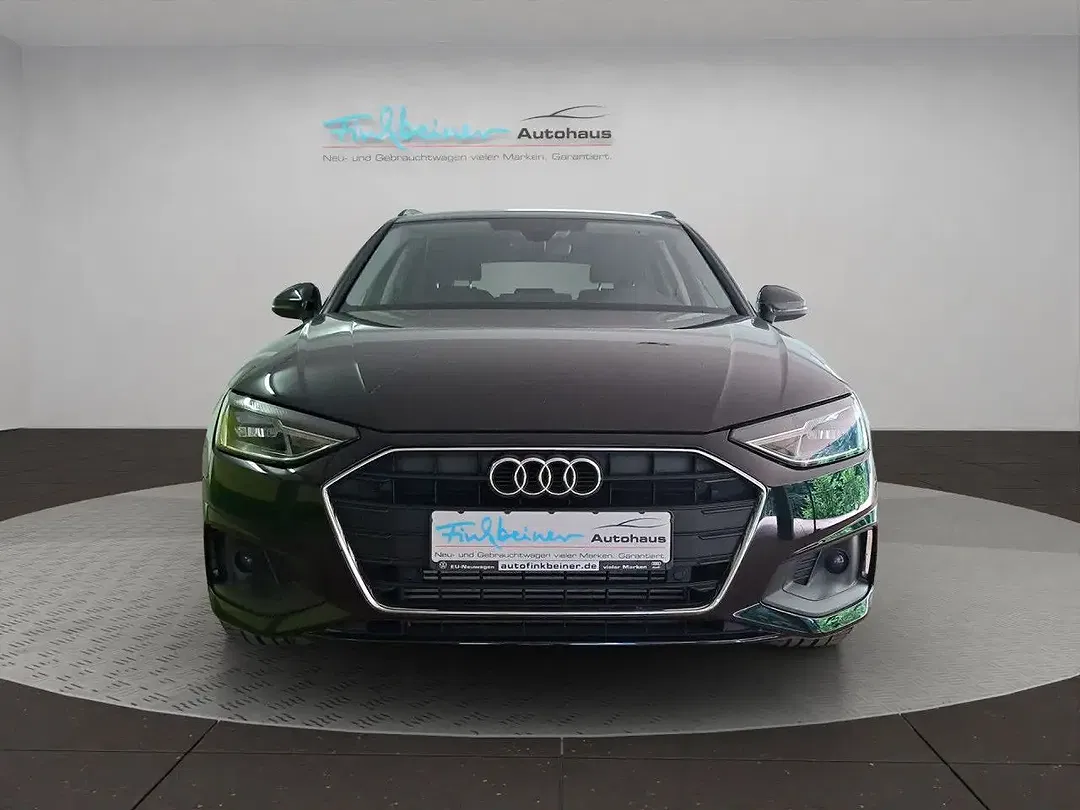Audi A4 35 TFSI S tronic Avant - foto 2