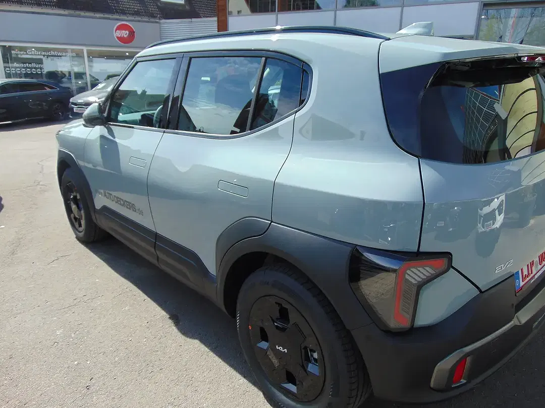 Kia EV2 Earth - Thumbnail 6