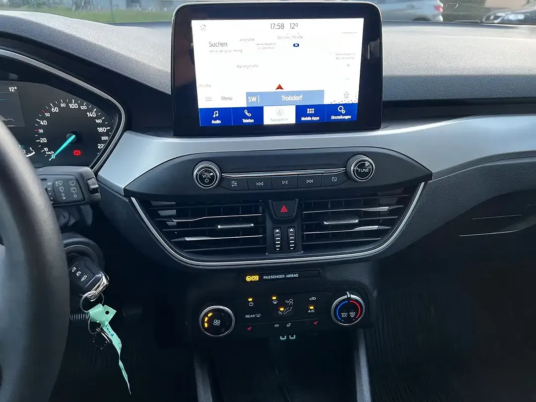 Ford Focus Cool & Connect - Thumbnail 12
