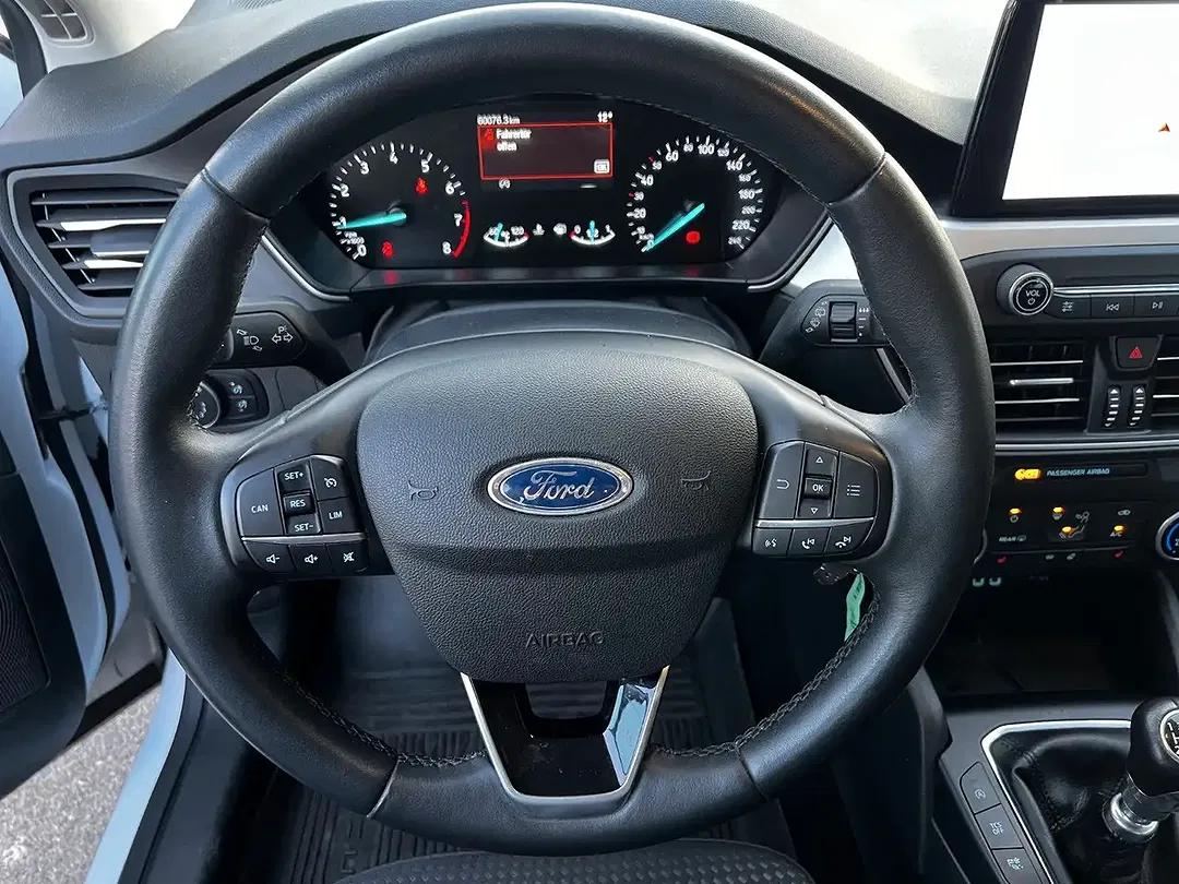 Ford Focus Cool & Connect - Thumbnail 14