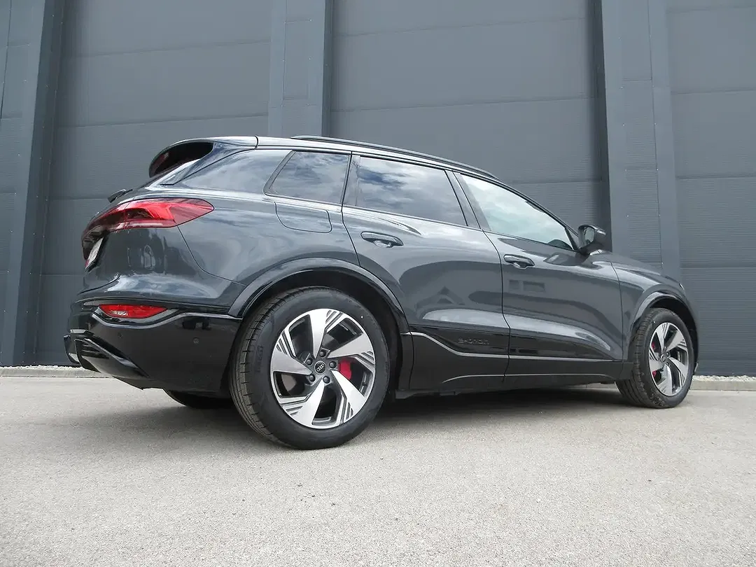 Audi SQ6 e-tron - Thumbnail 9