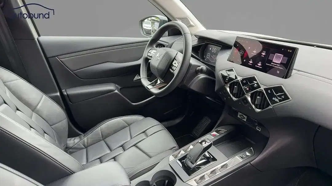 DS Automobiles DS 3 - Thumbnail 5