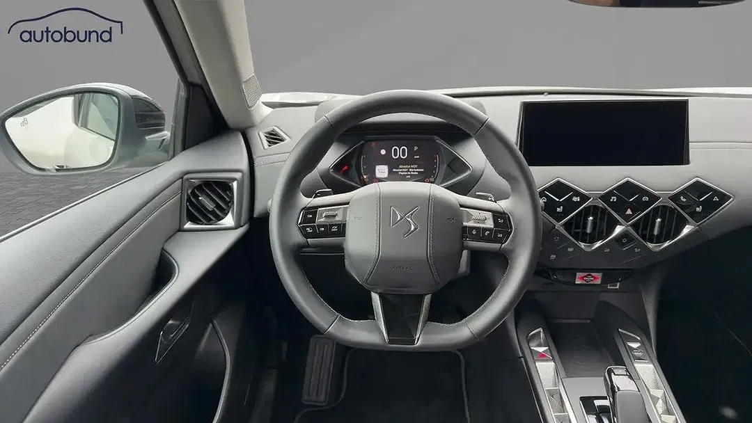 DS Automobiles DS 3 - Thumbnail 9