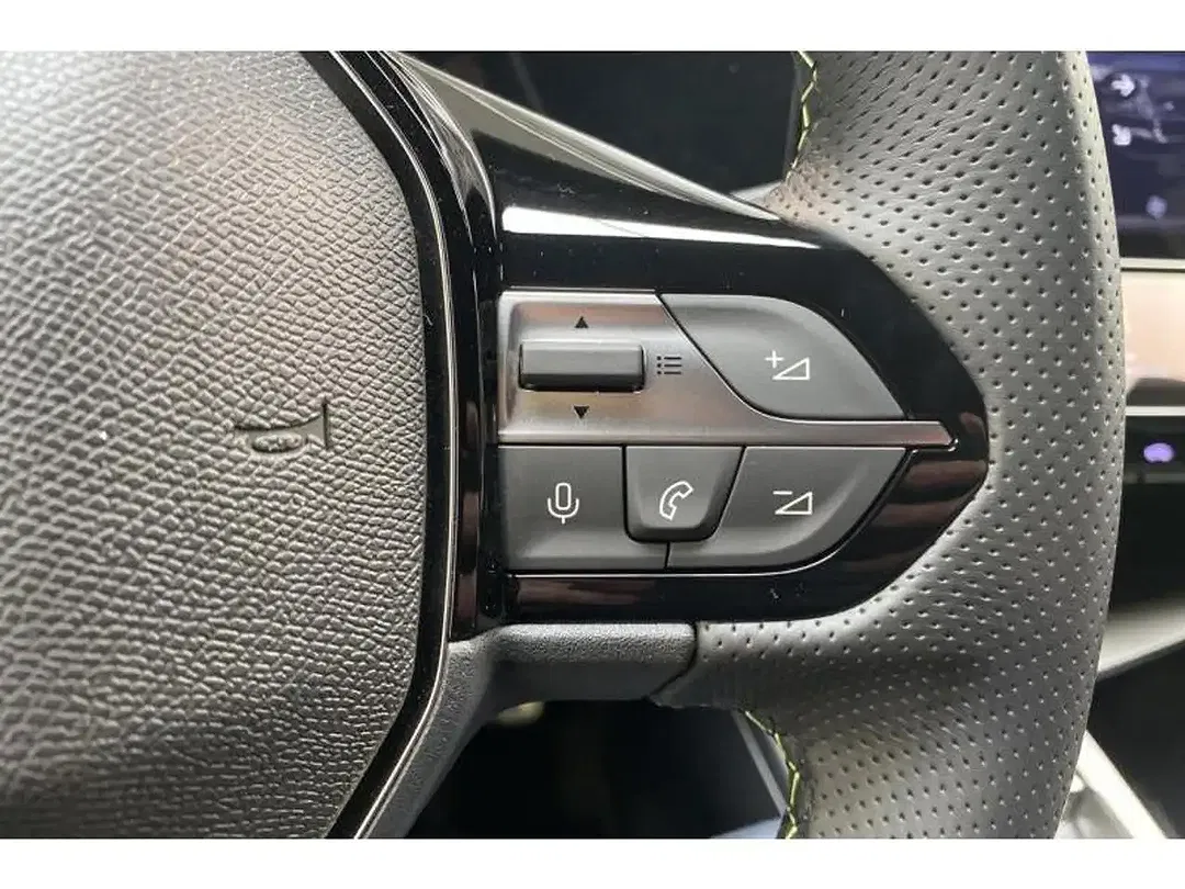 Peugeot 308 145 Hybrid GT - Thumbnail 25
