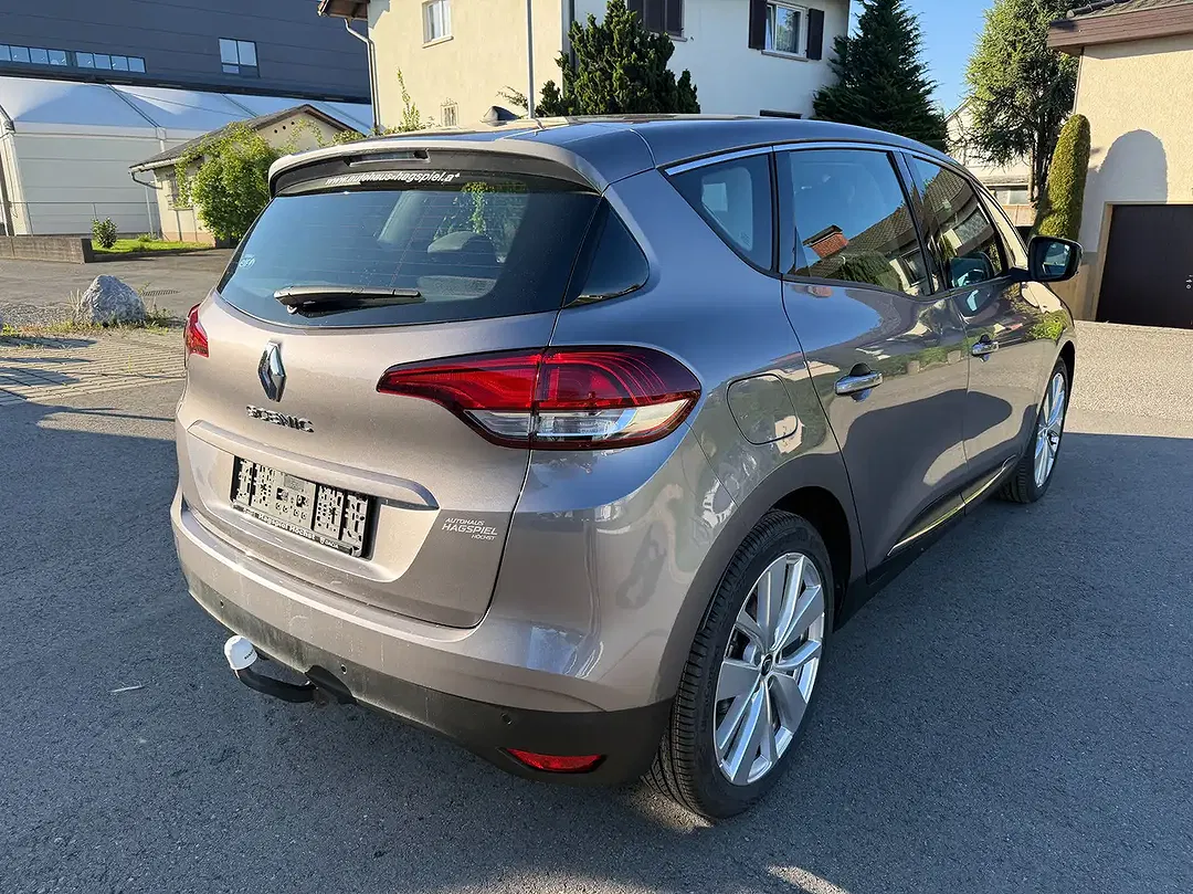 Renault Scenic TCe Limited - Thumbnail 2