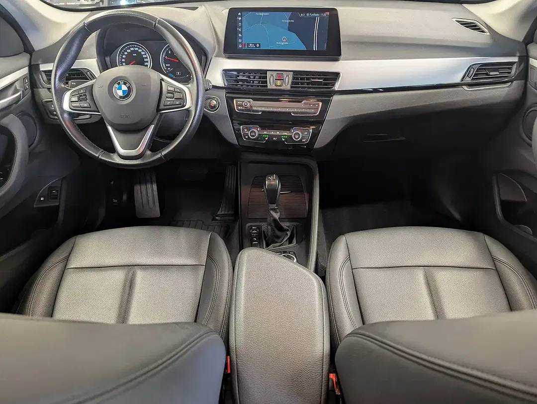 BMW X1 xDrive - Thumbnail 4