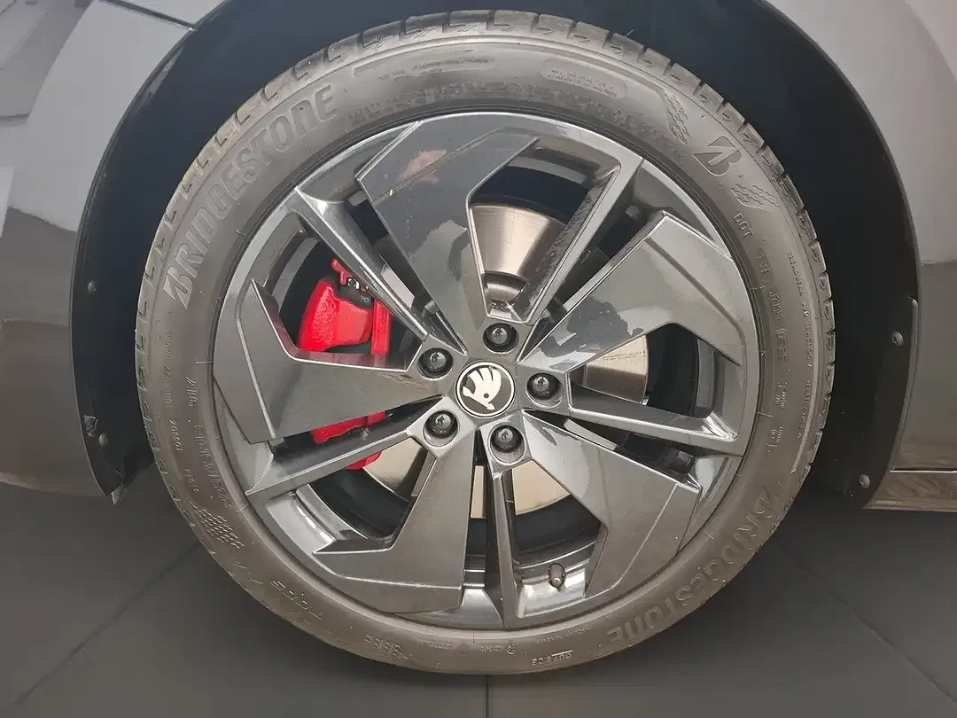 Skoda Octavia 2.0 TSI vRS Combi - Thumbnail 5