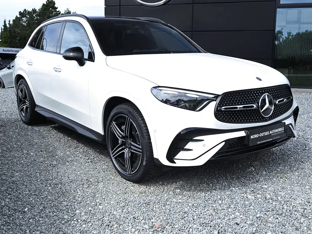Mercedes-Benz GLC 220 4MATIC AMG MBUX Night - Thumbnail 5