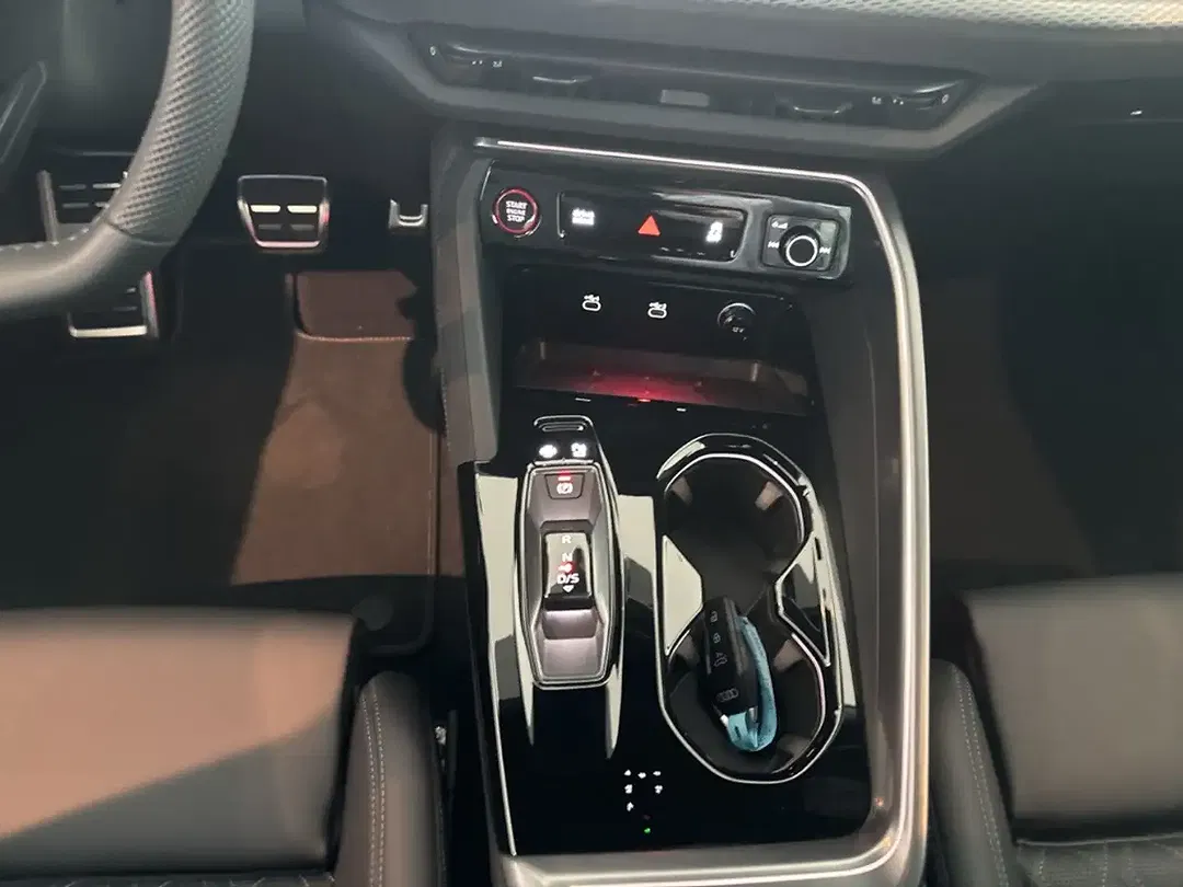 Audi SQ5 TFSI S tronic - Thumbnail 11