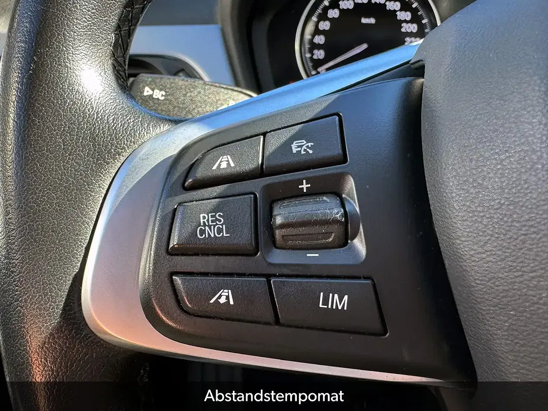 BMW X1 xDrive Advantage - Thumbnail 8