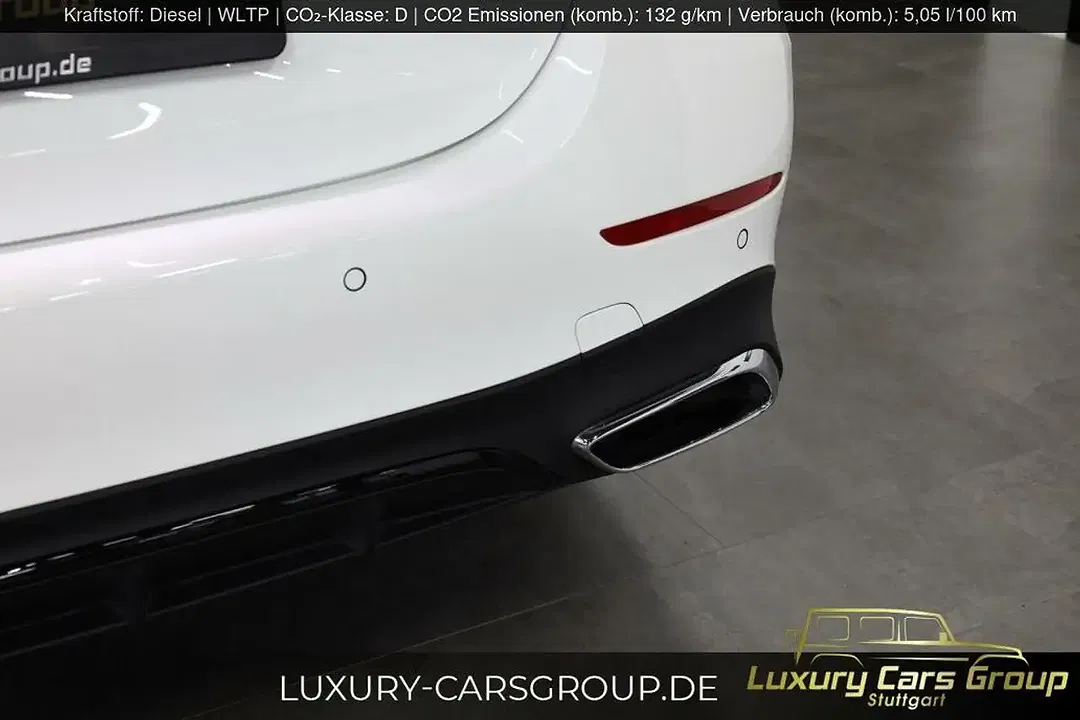Mercedes-Benz E 200 - Thumbnail 14