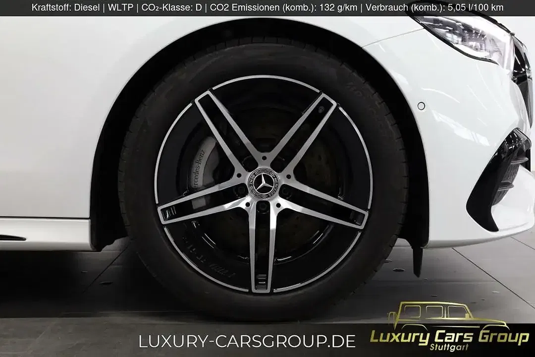 Mercedes-Benz E 200 - Thumbnail 9