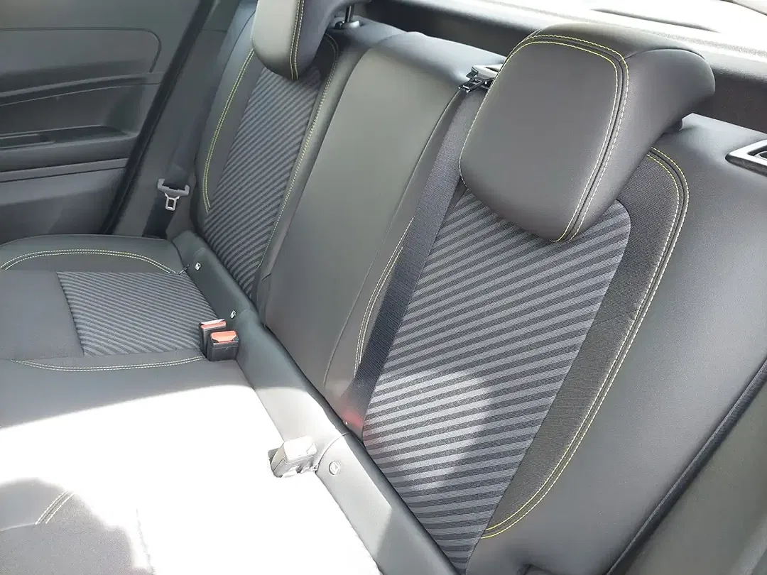 Abarth 600e Turismo - Thumbnail 10