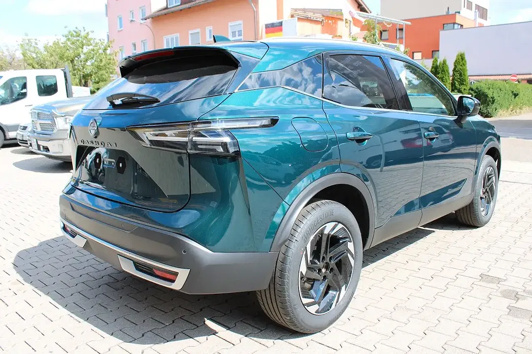 Nissan Qashqai 1.3 DIG-T MHEV Xtronic N-Connecta - Thumbnail 3