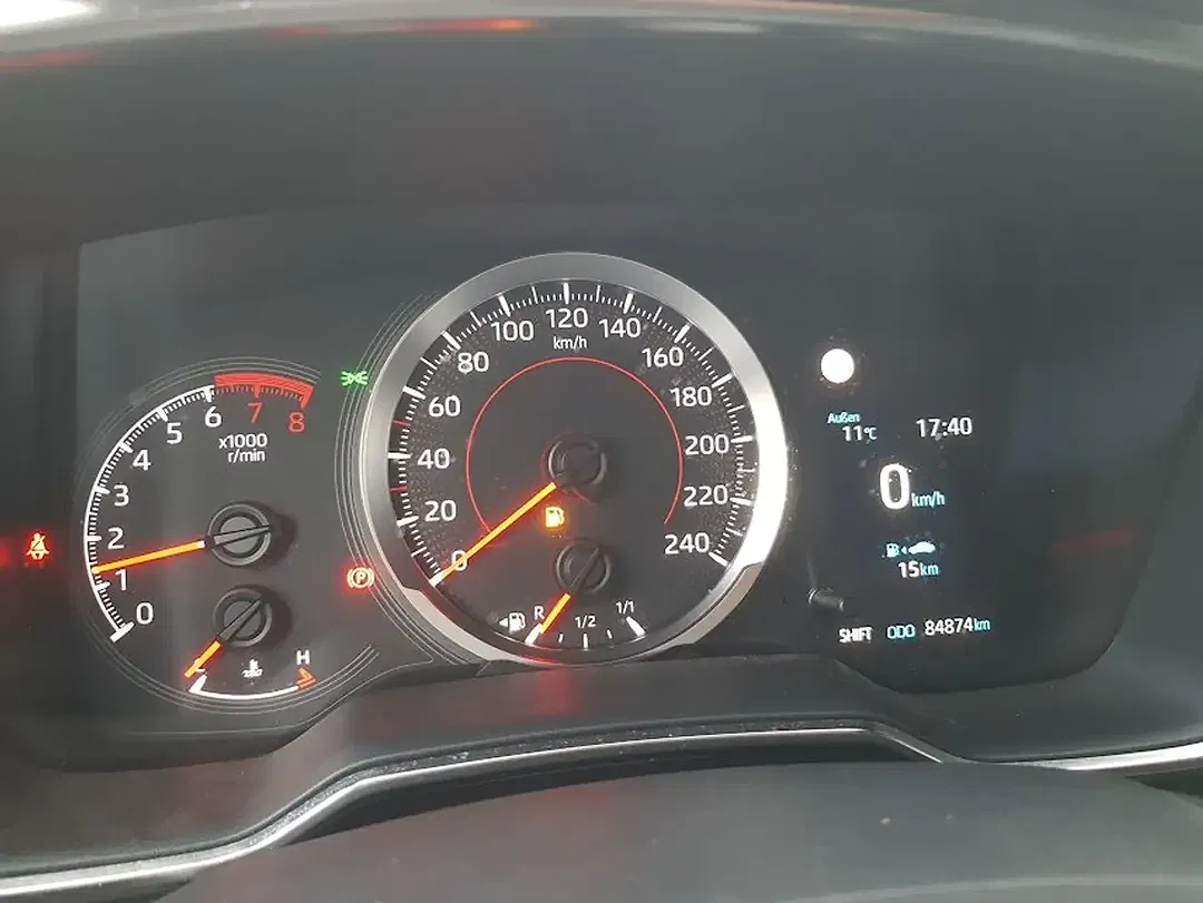 Toyota Corolla Comfort - Thumbnail 14
