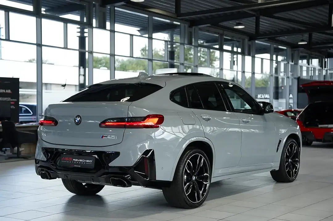 BMW X4 M - Thumbnail 7