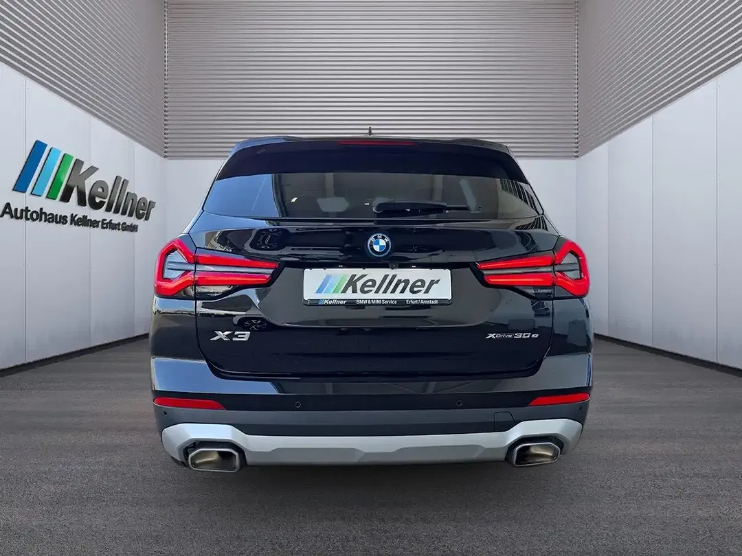 BMW X3 AUT xDrive - Thumbnail 4