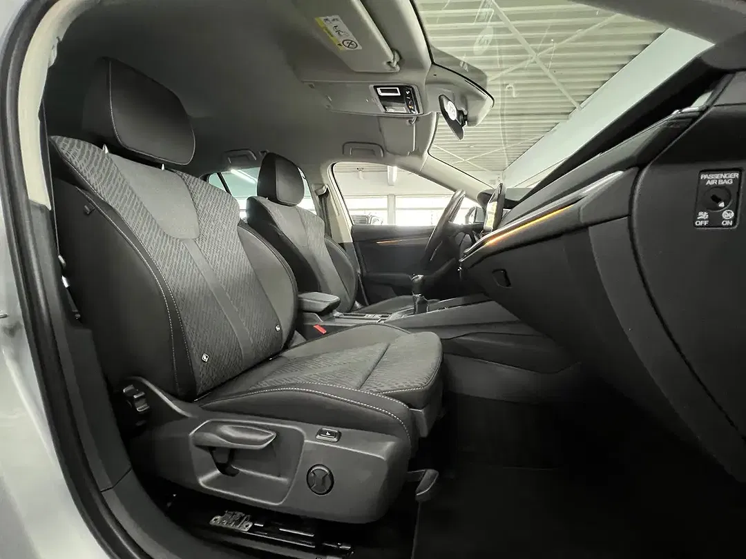 Skoda Octavia 2.0 TDI Combi Clever - Thumbnail 15