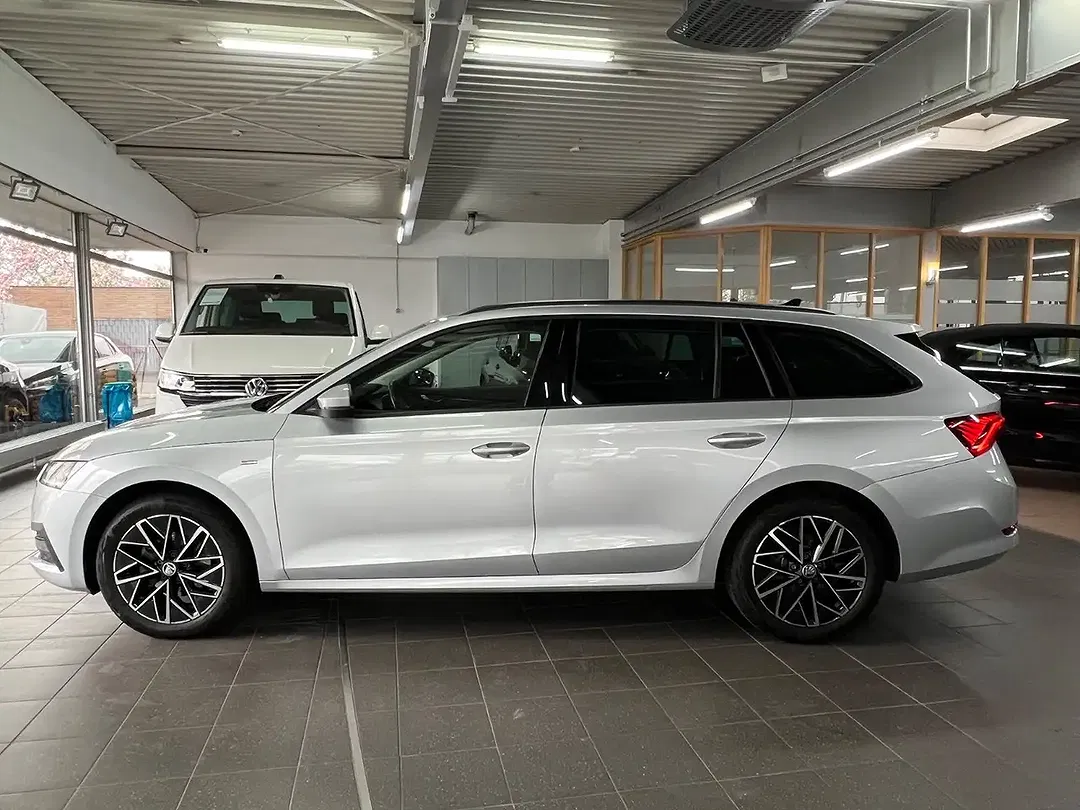 Skoda Octavia 2.0 TDI Combi Clever - Thumbnail 5