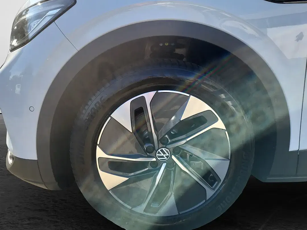 Volkswagen ID.4 Pro Performance - Thumbnail 5