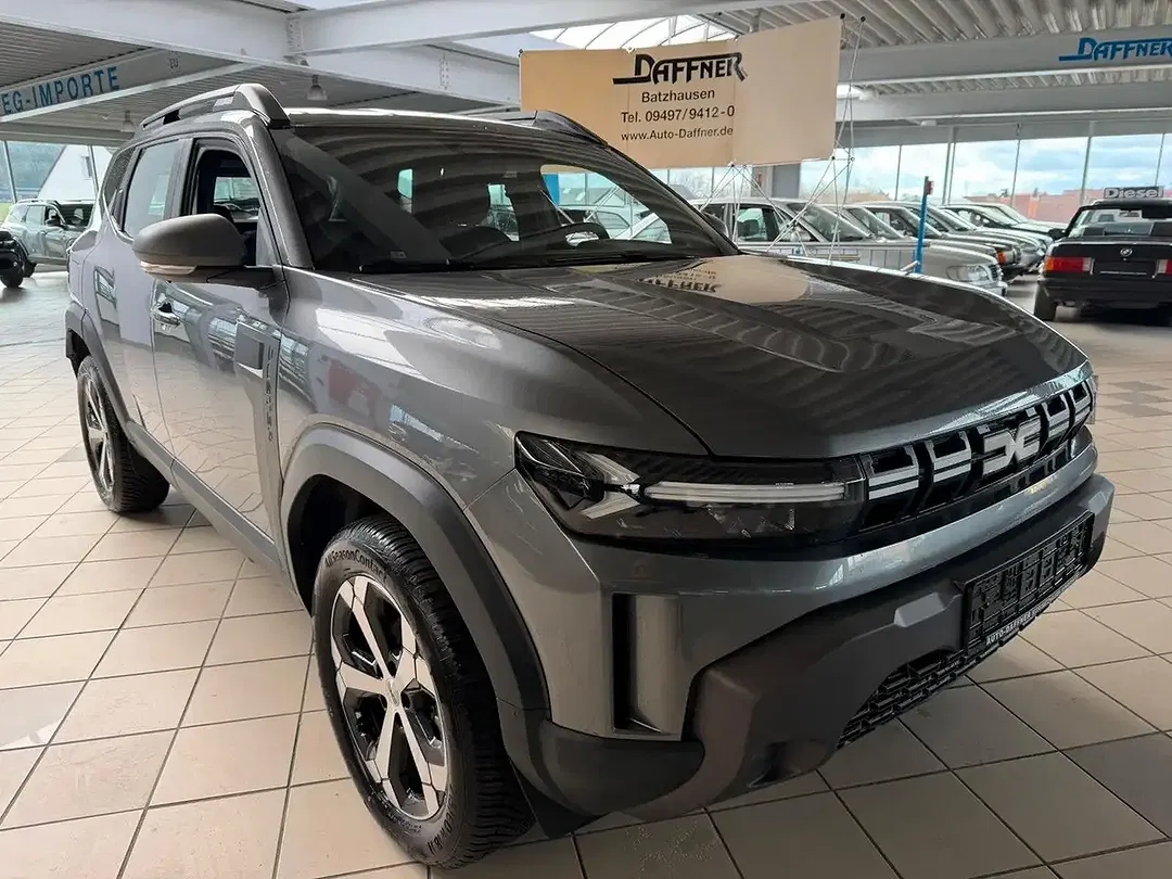 Dacia Duster TCe 4x4 - Thumbnail 3