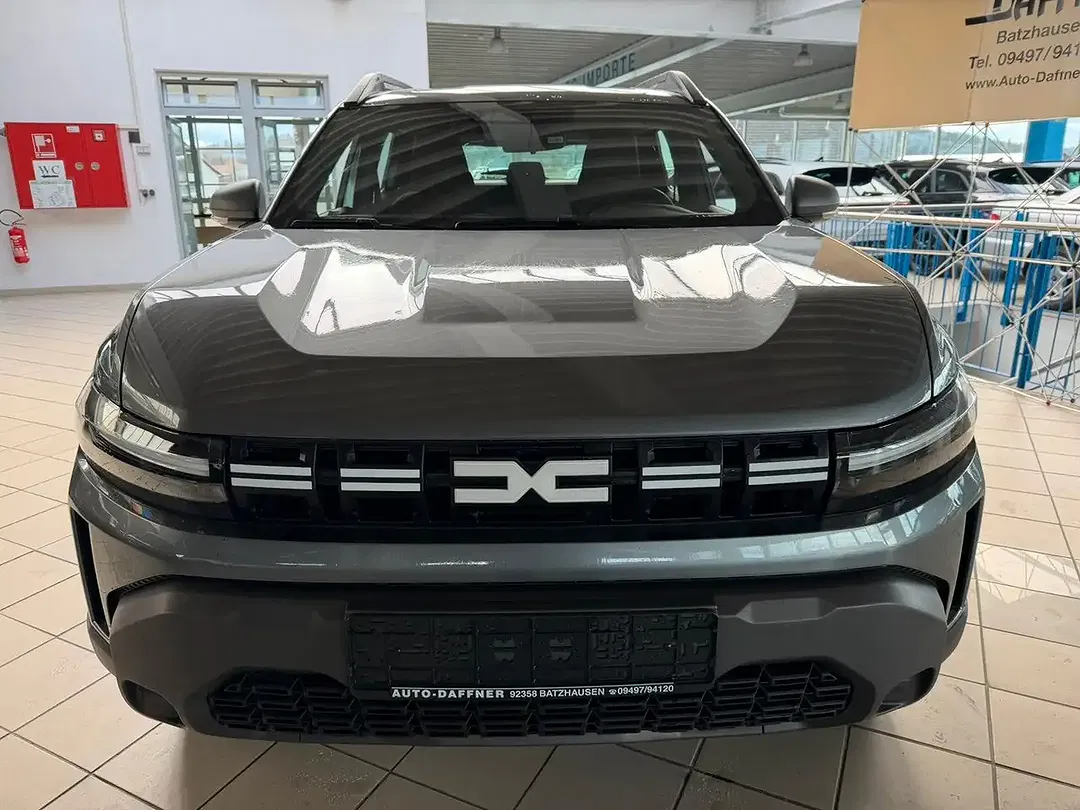 Dacia Duster TCe 4x4 - Thumbnail 4