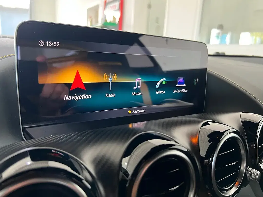 Mercedes-Benz AMG GT Burmester - Thumbnail 13