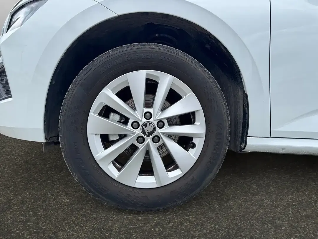 Skoda Kamiq 1.0 TSI DSG Selection - Thumbnail 7