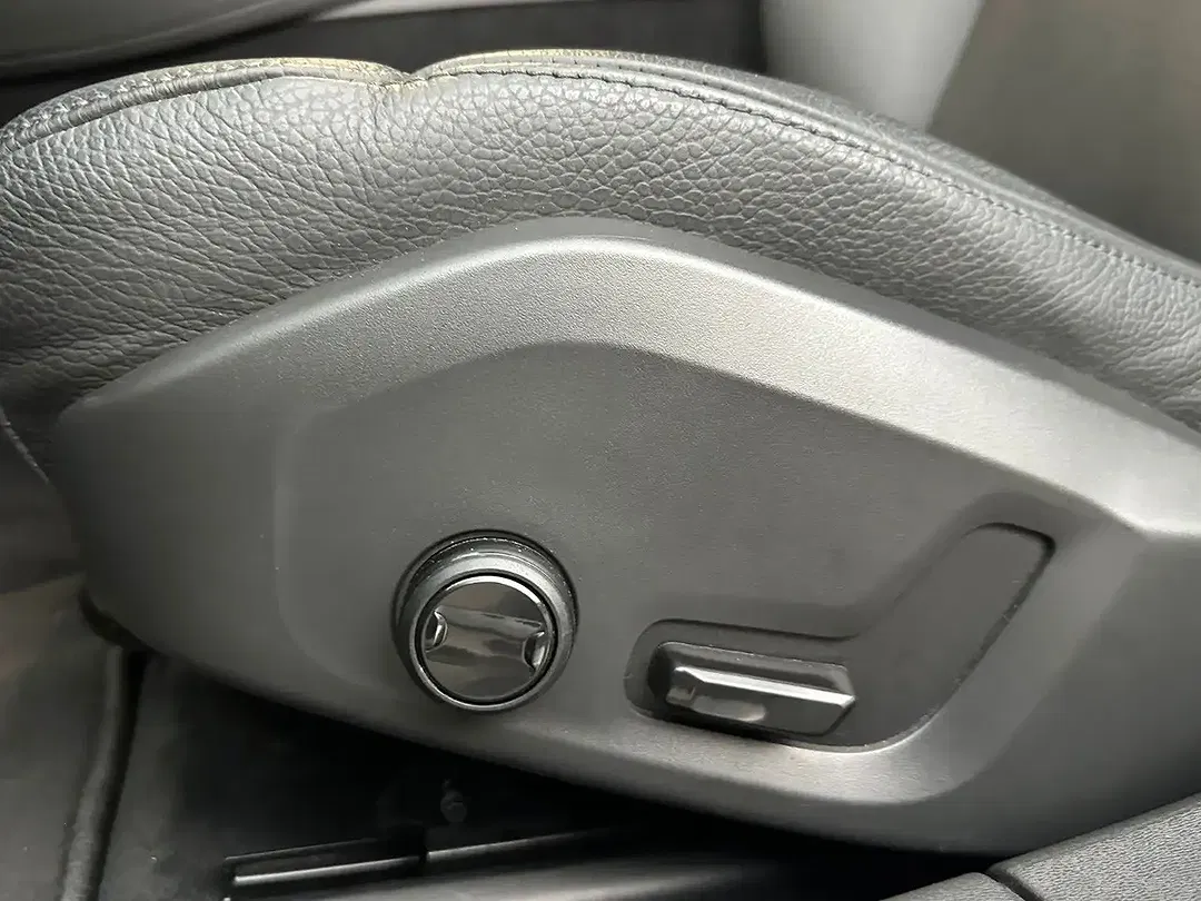 Volvo S90 T8 PHEV Hybrid AWD Recharge Plus - Thumbnail 11