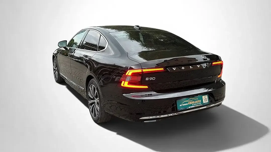 Volvo S90 T8 PHEV Hybrid AWD Recharge Plus - Thumbnail 4
