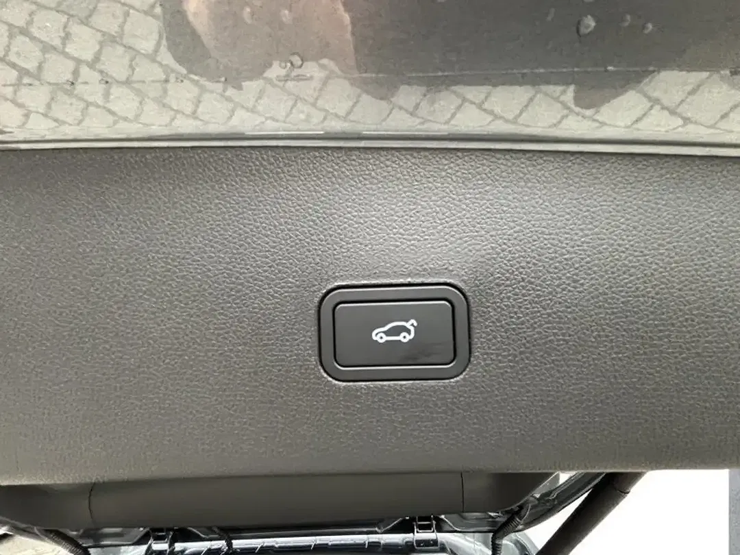 Xpeng G9 AWD Performance MY2025 - Thumbnail 20