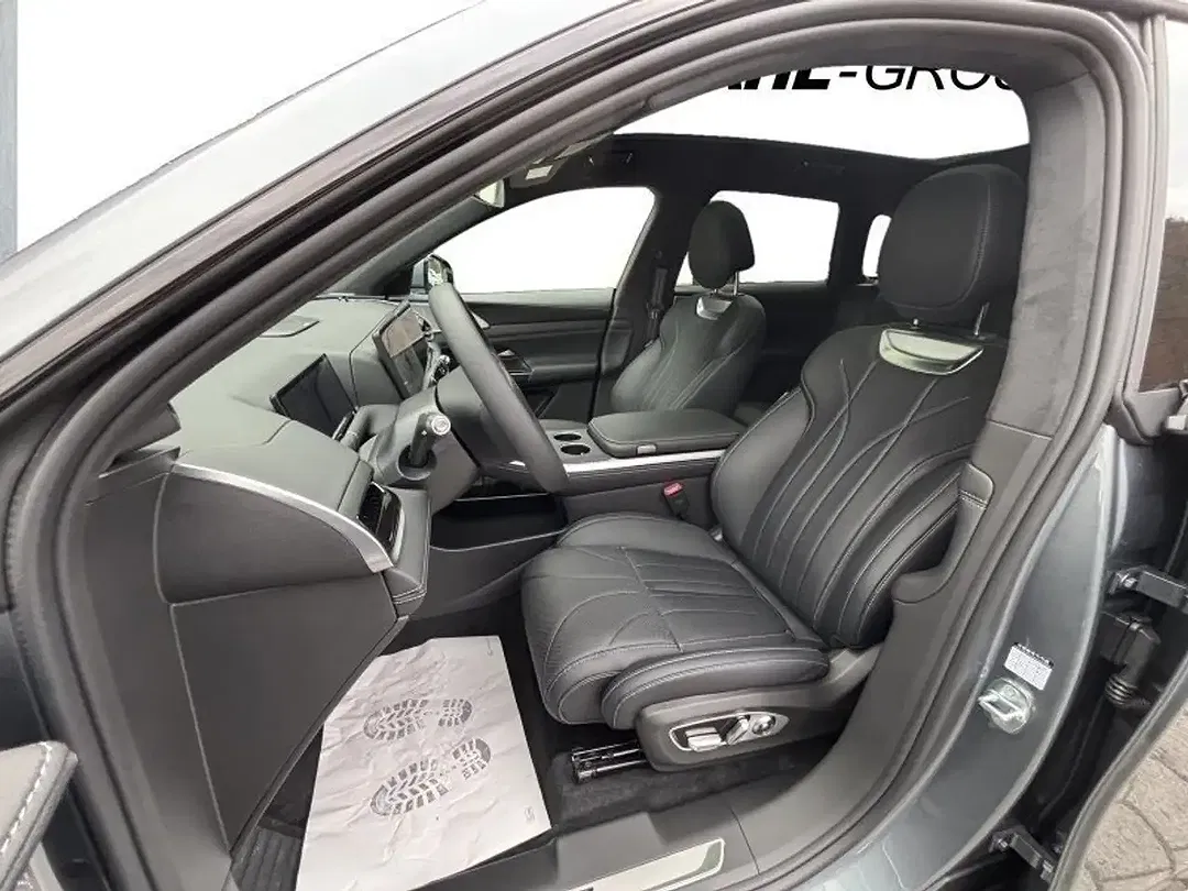 Xpeng G9 AWD Performance MY2025 - Thumbnail 3